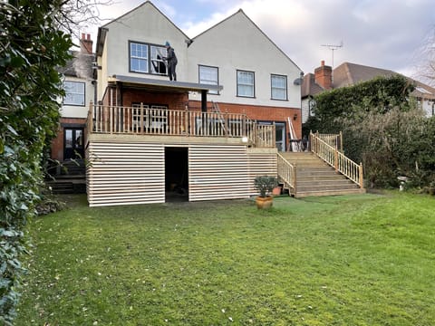 Raised deck with pergola structure, Hertfordshire