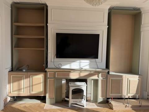 Bespoke home office built-in furniture, Hertfordshire