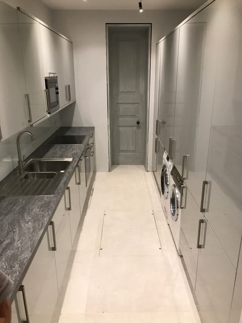 Kitchens project photo 5